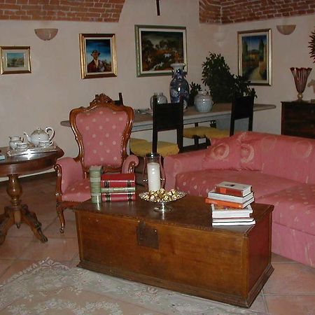 Torre Dei Frati Bed & Breakfast Фоссано Экстерьер фото